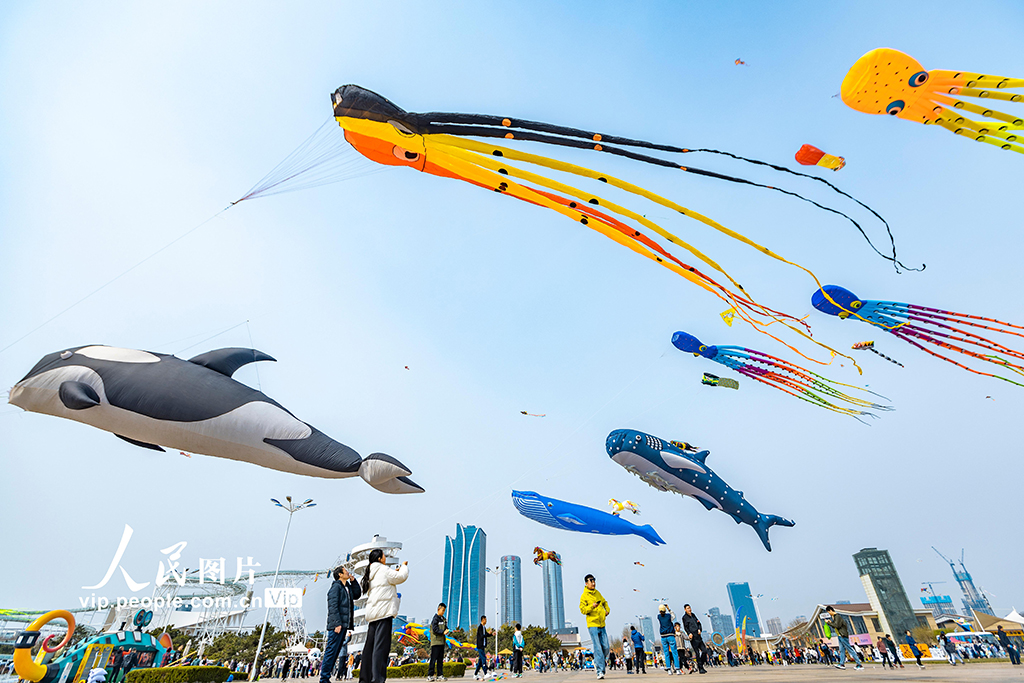 山東日照:陽光海岸放飛風箏樂享假期【5】