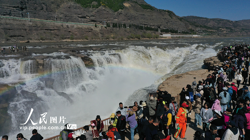山西吉縣:壯美瀑布引客來【2】