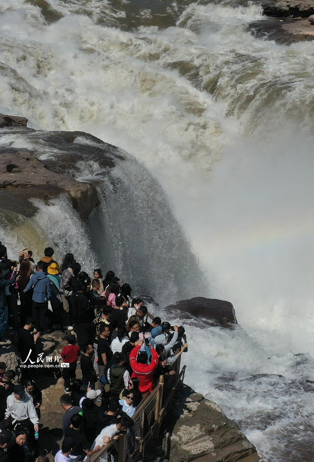 山西吉縣:壯美瀑布引客來【5】