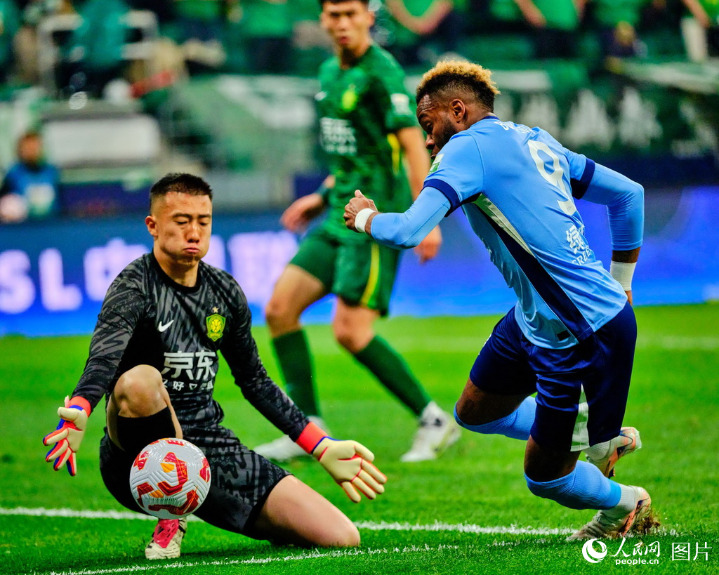 中超聯賽:北京國安2比0勝浙江綠城【2】