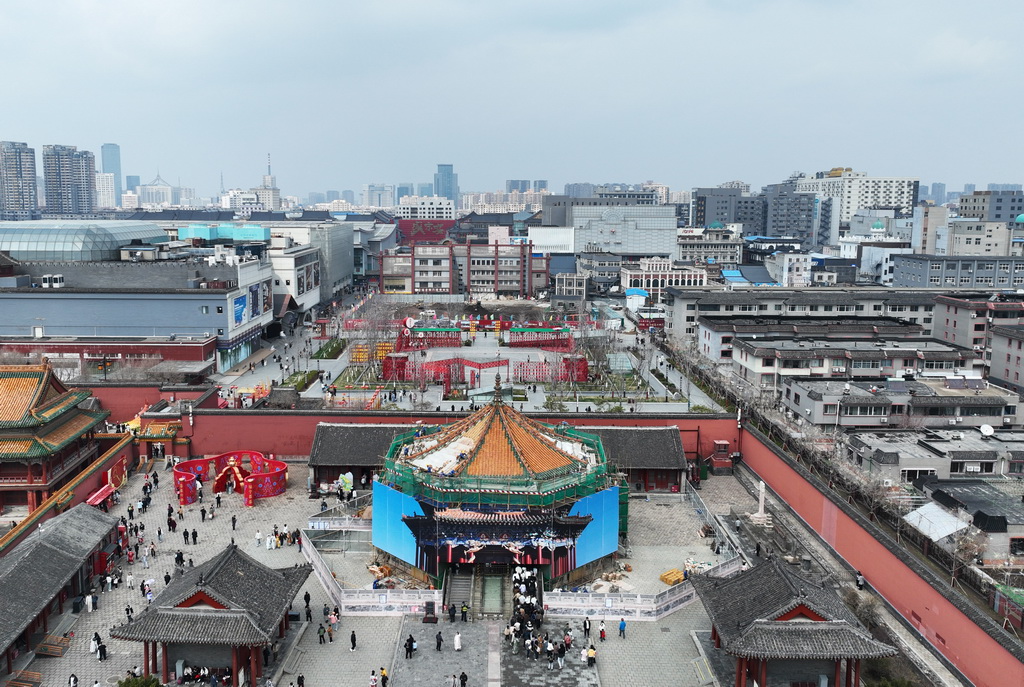 這是4月6日拍攝的保養維護中的沈陽故宮大政殿（無人機照片）。