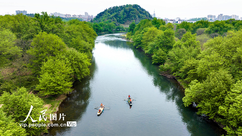 江西宜春:巡河護水 凈水清流【2】