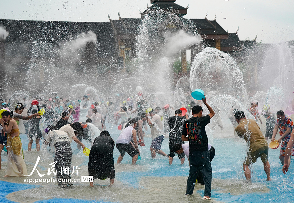 云南西雙版納:潑水狂歡【3】