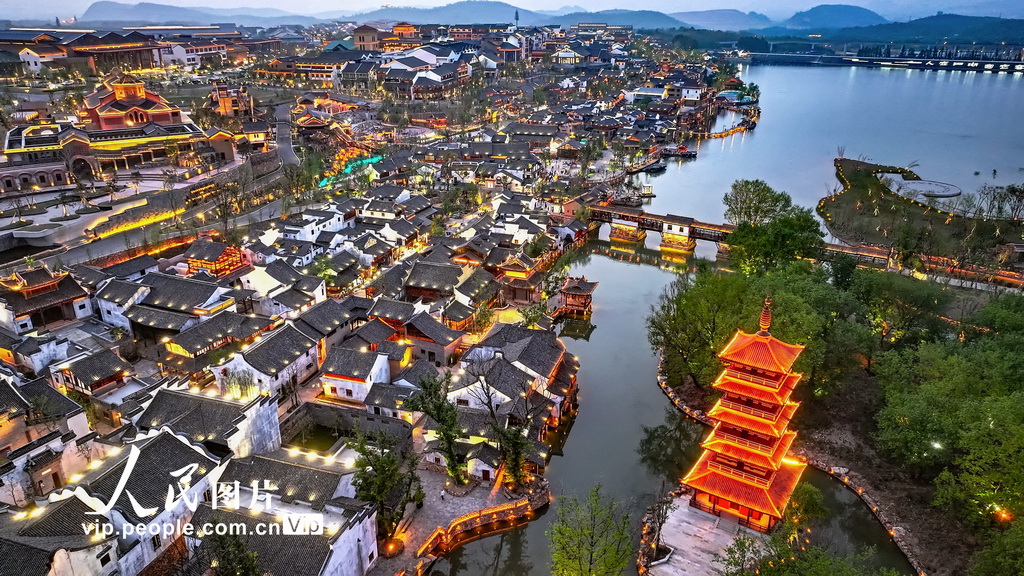 江蘇宜興:窯湖小鎮夜色迷人【3】