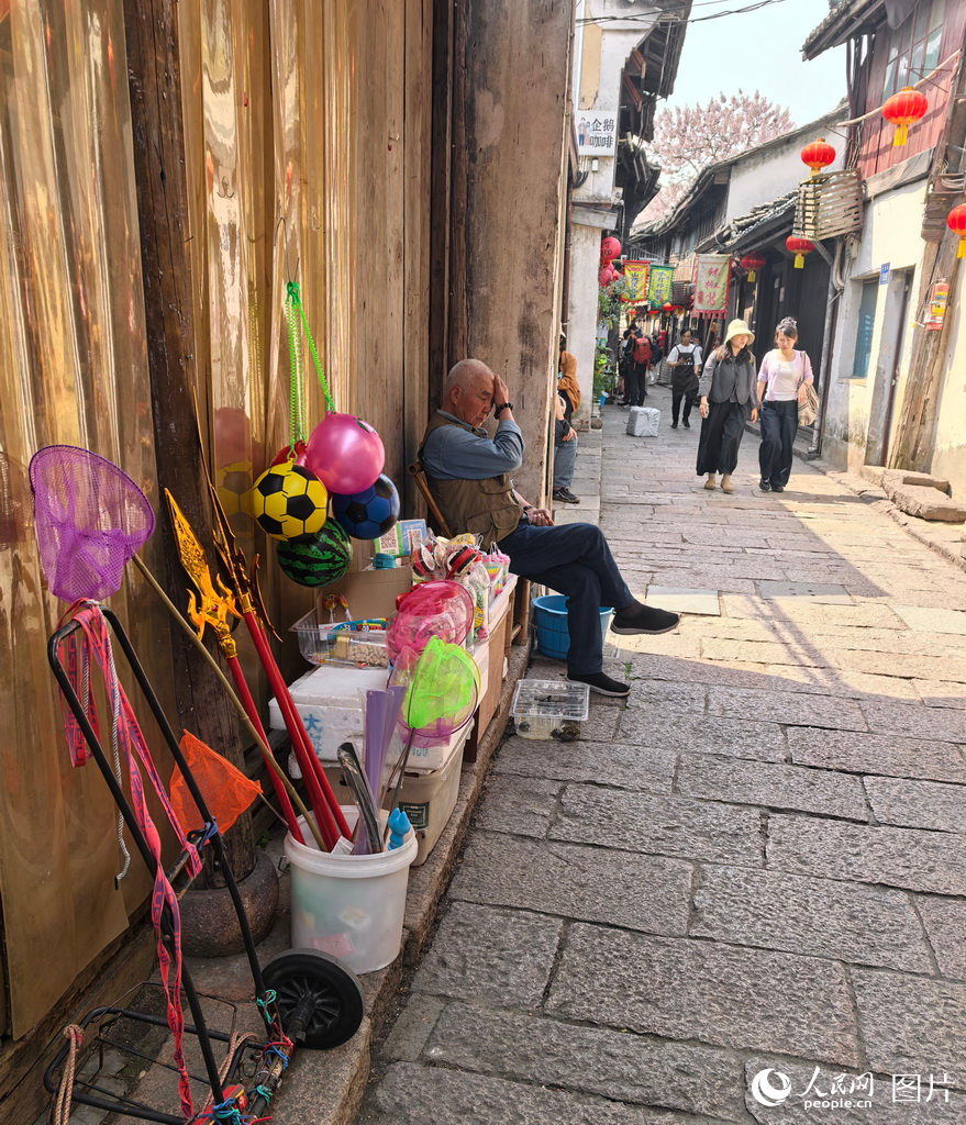 新市千年古鎮迎來春季旅游熱潮 水鄉風情引客來【6】