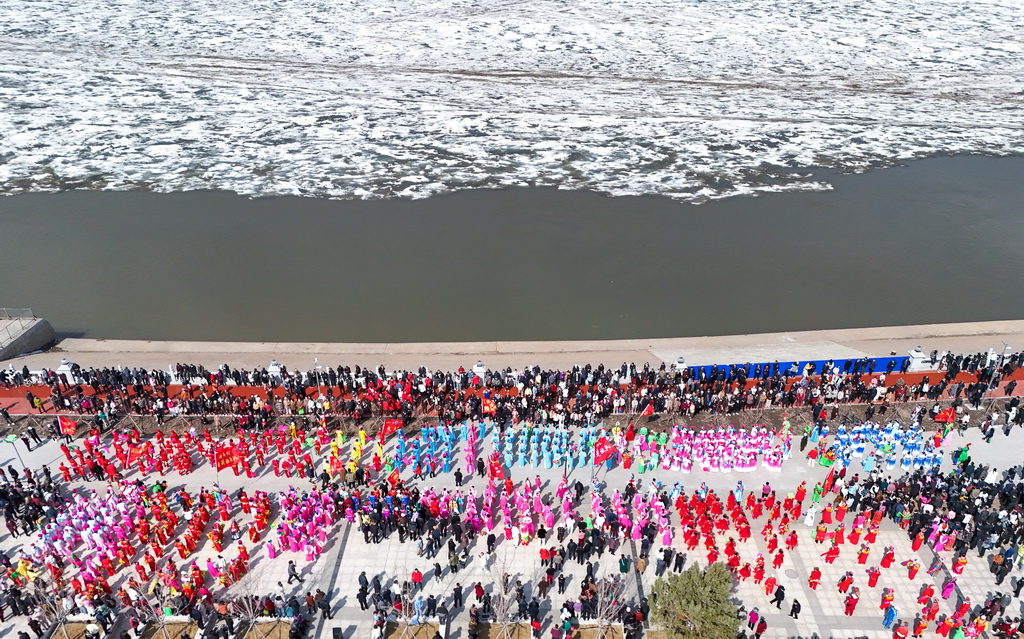 這是4月12日拍攝的“喊江節”富錦分會場（無人機照片）。新華社發（曲玉寶 攝）