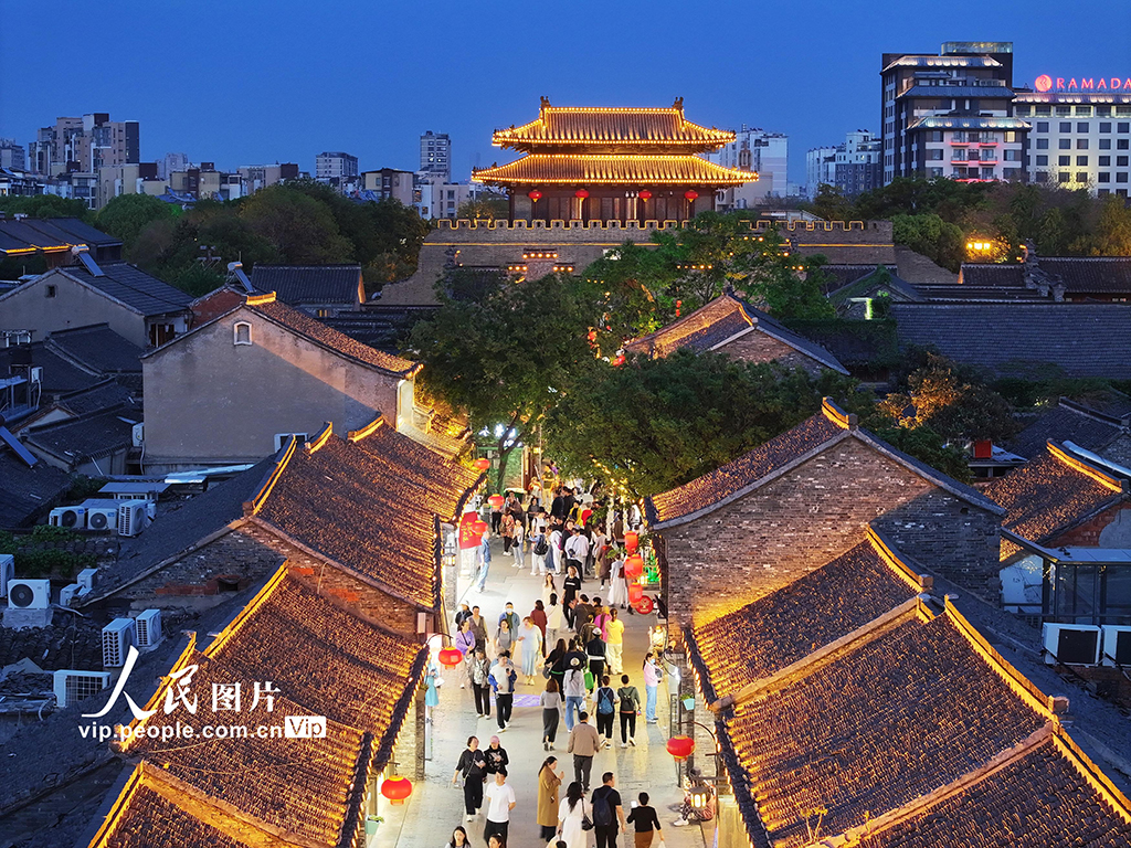 江蘇揚州:古街“夜經濟”升溫 釋放文旅消費潛力【2】