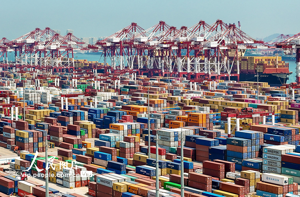 山東青島:碼頭作業繁忙【4】