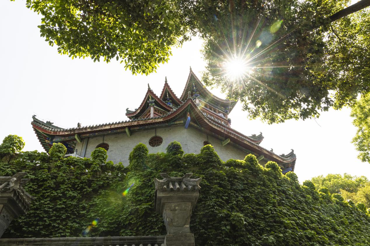 位于漢中市漢臺區的漢中市博物館以古漢臺為館址而建立。王劍攝