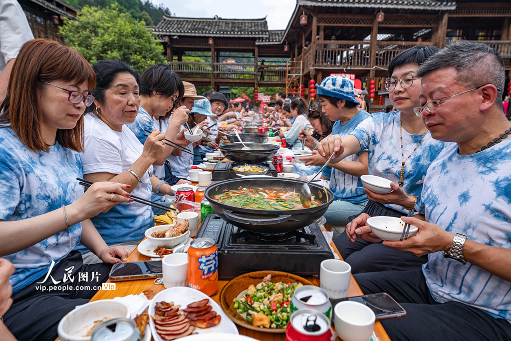 貴州黎平:谷雨節同吃長桌宴【5】