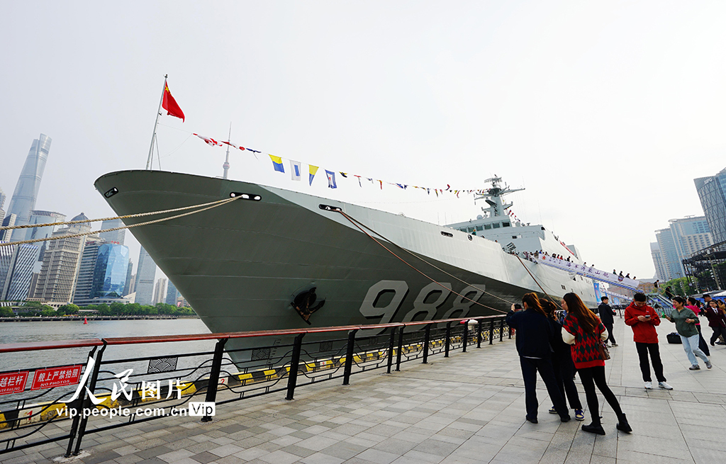 上海:北外灘舉辦艦艇開放日活動【7】