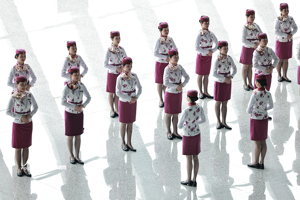 乘務員進行禮儀培訓 備戰“五一”假期【4】