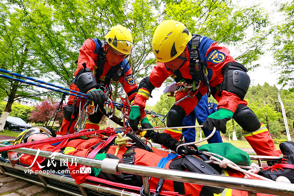 四川遂寧:地震救援技術比賽舉行【5】