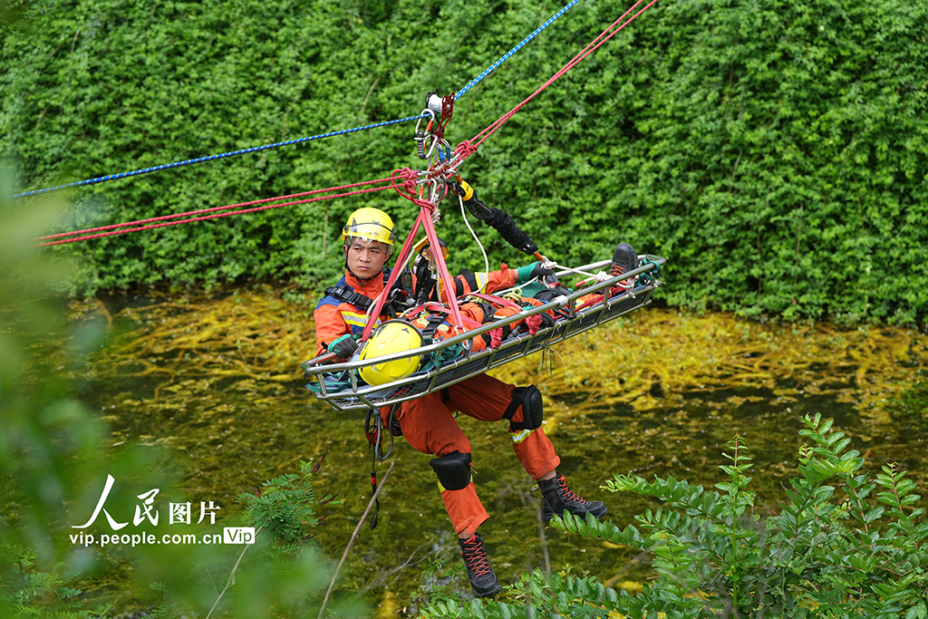 四川遂寧:地震救援技術比賽舉行【3】