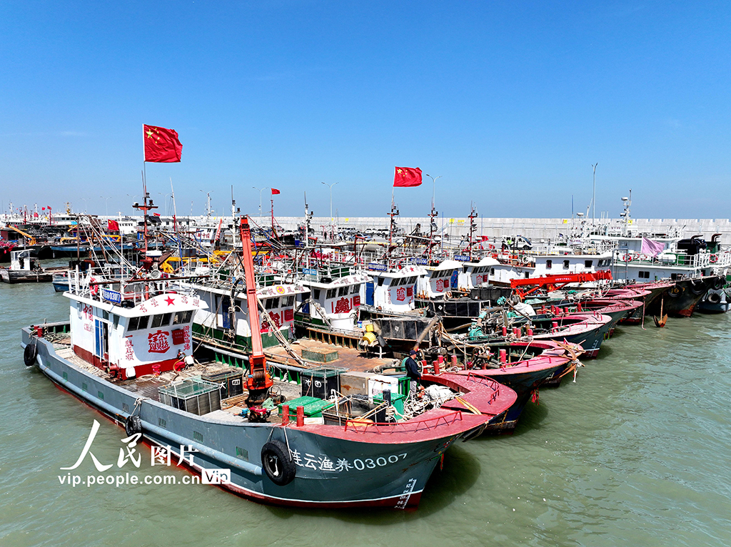 江蘇連云港:漁船有序返港休漁【2】