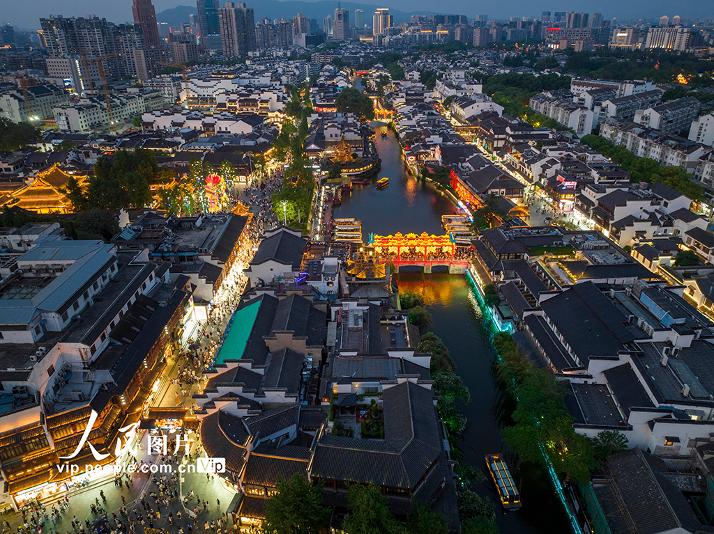 江蘇南京:夫子廟迎來旅游熱【5】