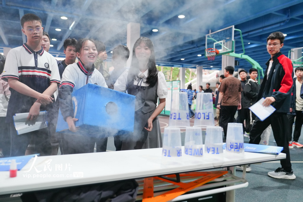 重慶：校園科技節感受科技魅力【4】