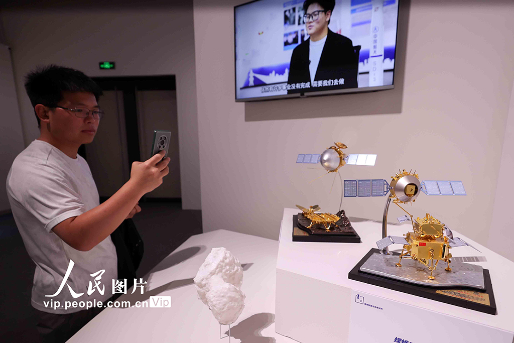 北京:“全國大學生創新成果展”在中國國家博物館舉行【6】