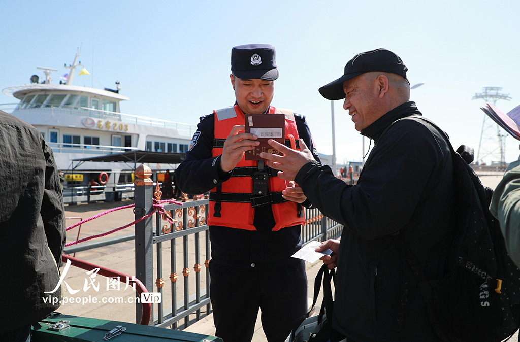 黑龍江黑河：中俄界江開通明水期國際客輪運輸【4】