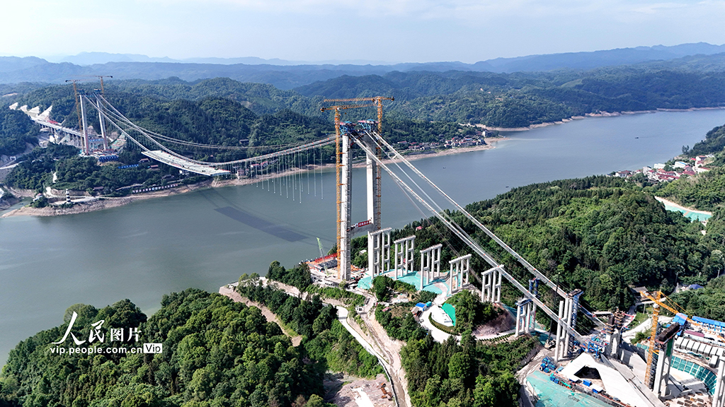 湖南懷化:洞庭溪沅水特大橋建設正酣【2】