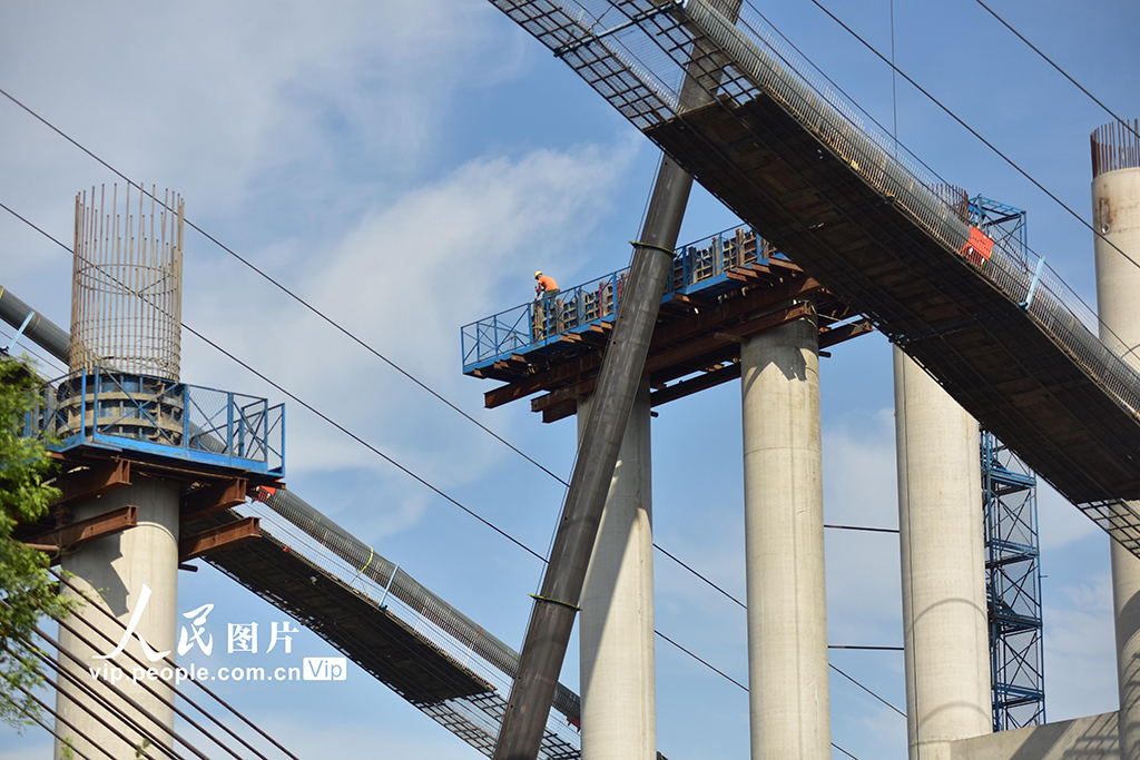湖南懷化:洞庭溪沅水特大橋建設正酣【3】