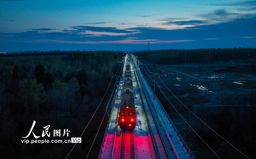吉林延邊:沈佳高鐵沈白段施工忙【3】
