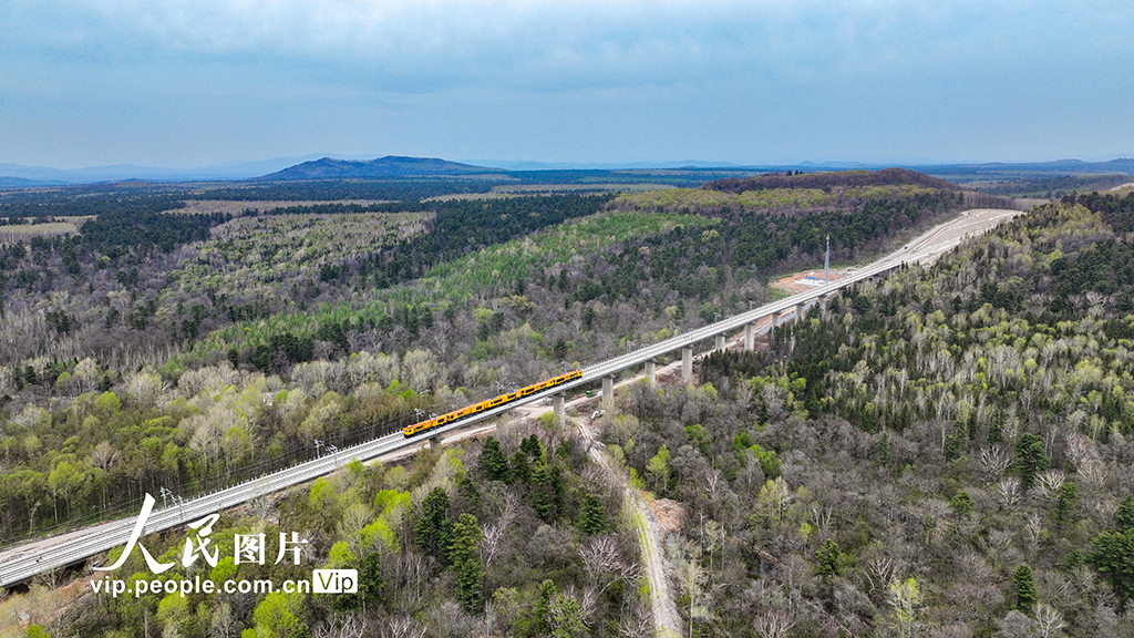 吉林延邊：沈佳高鐵沈白段施工忙【4】