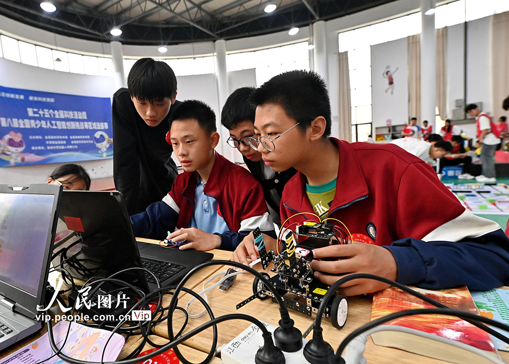 江西金溪:機器人競賽激發青少年科技興趣【5】