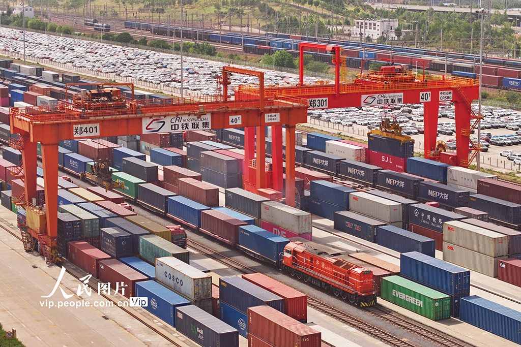河南鄭州：中歐班列開行忙【6】