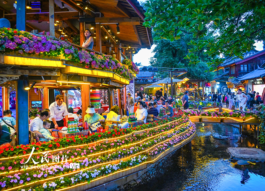 云南麗江:古城“夜經濟”紅火【4】