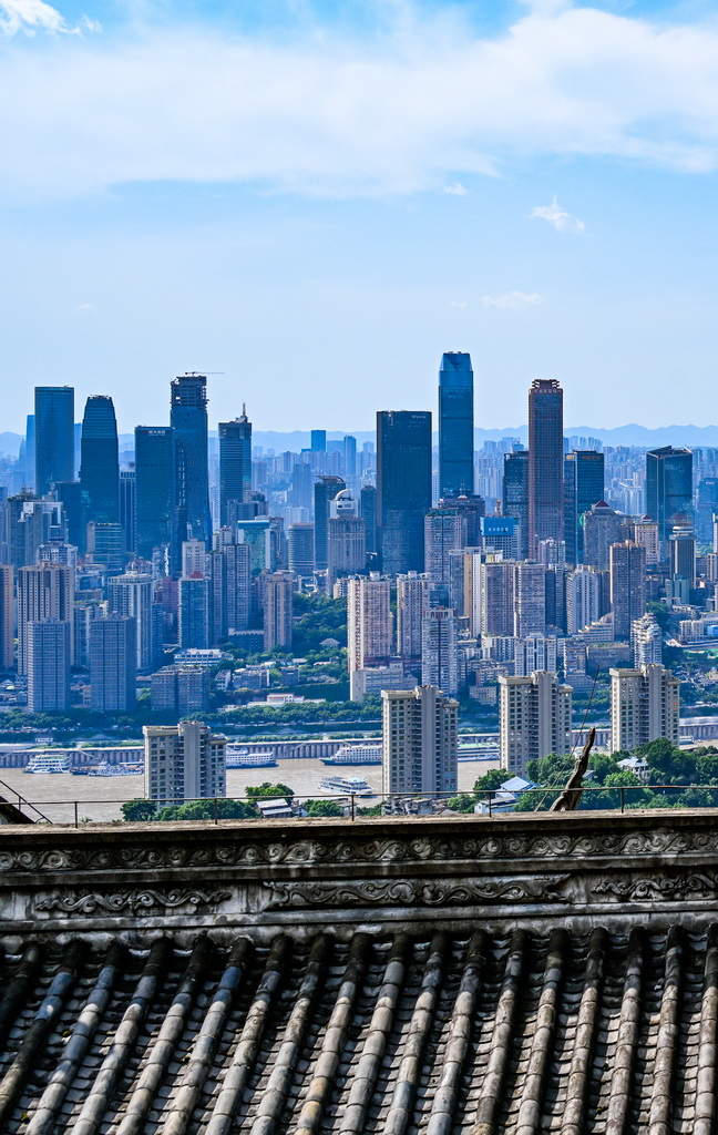 這是5月22日拍攝的重慶城市景象。
