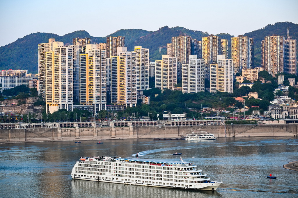 這是5月19日拍攝的重慶城市景象。