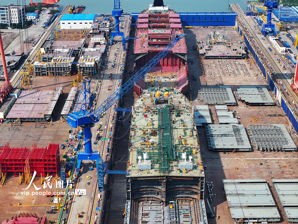 江蘇揚州：出口訂單旺 船企生產忙【5】