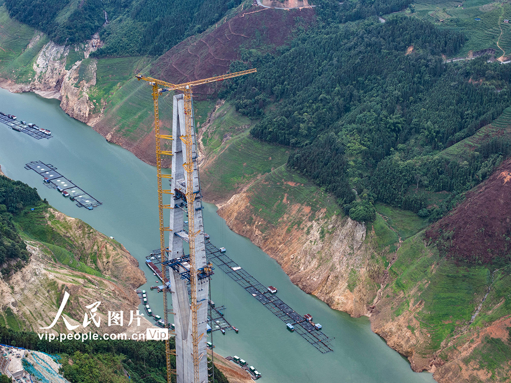 云南麻栗坡：天麻高速建設有序推進【4】