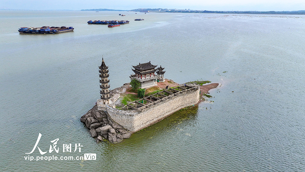 江西廬山：鄱陽湖水位上漲 再現“湖面落星”景觀【6】