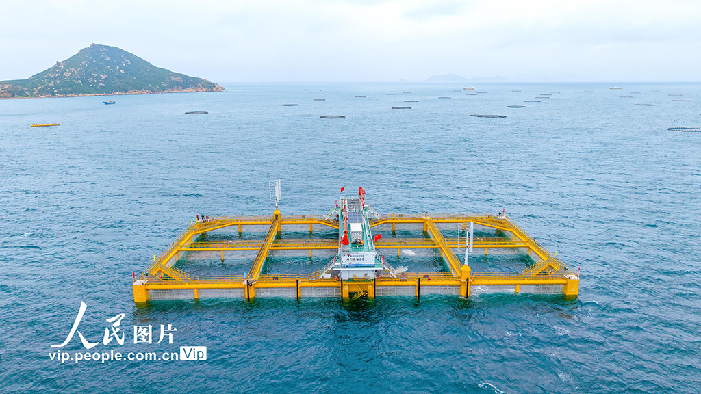 廣東珠海：現代化海洋牧場“標準?！睒影鍏^投產【2】