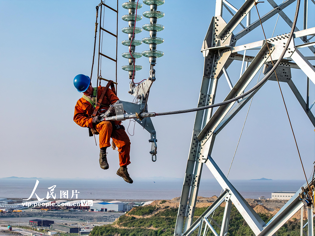 浙江：舟山望海（金塘）220千伏輸變電工程全線貫通【3】