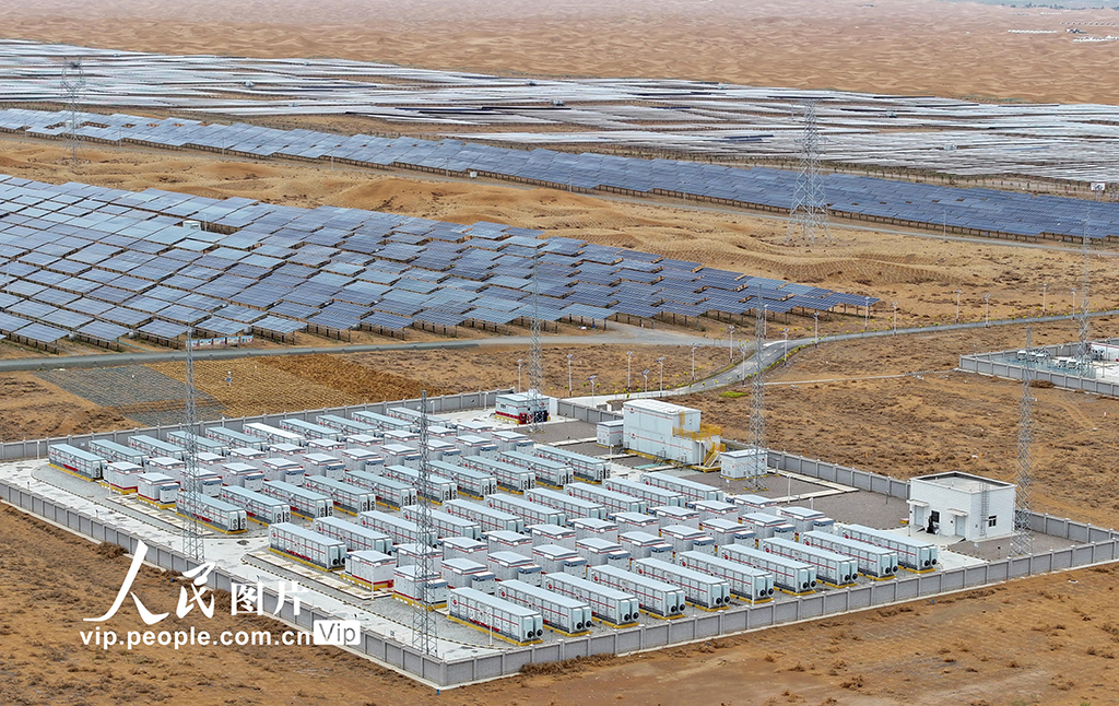 寧夏中衛:騰格里沙漠光伏輸送綠色能源【4】