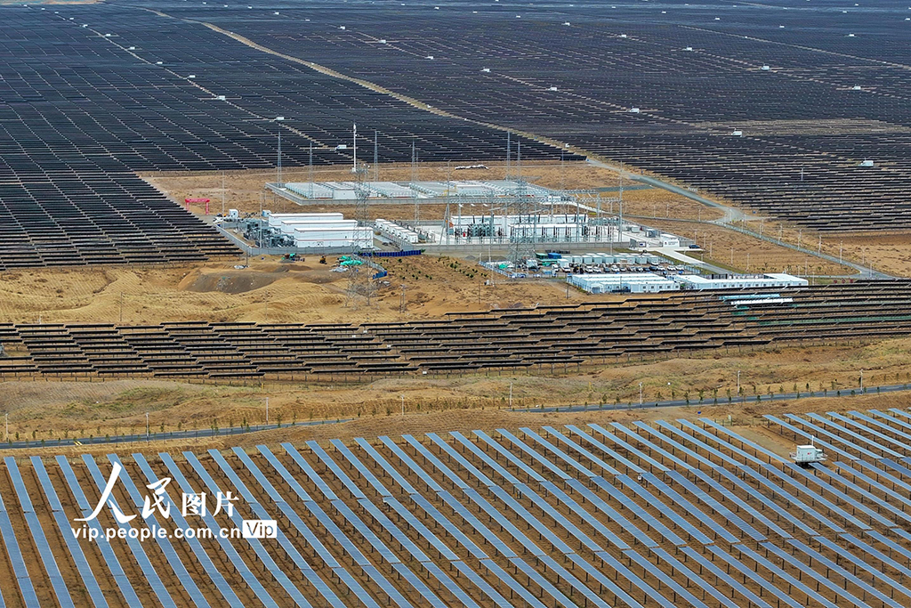 寧夏中衛:騰格里沙漠光伏輸送綠色能源【6】