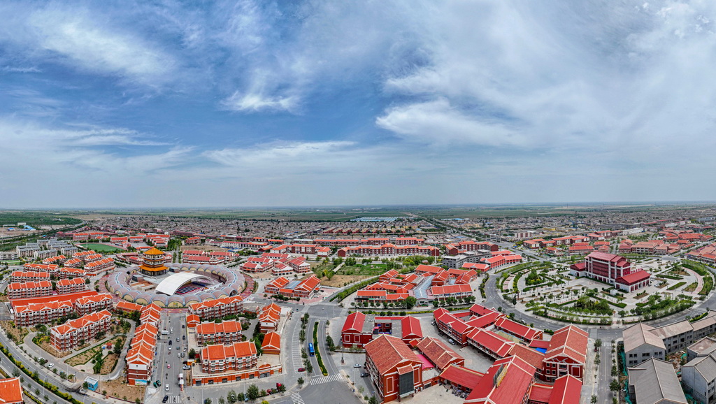 寧夏銀川市永寧縣閩寧鎮（2025年6月1日攝，無人機照片）。新華社記者 楊植森 攝