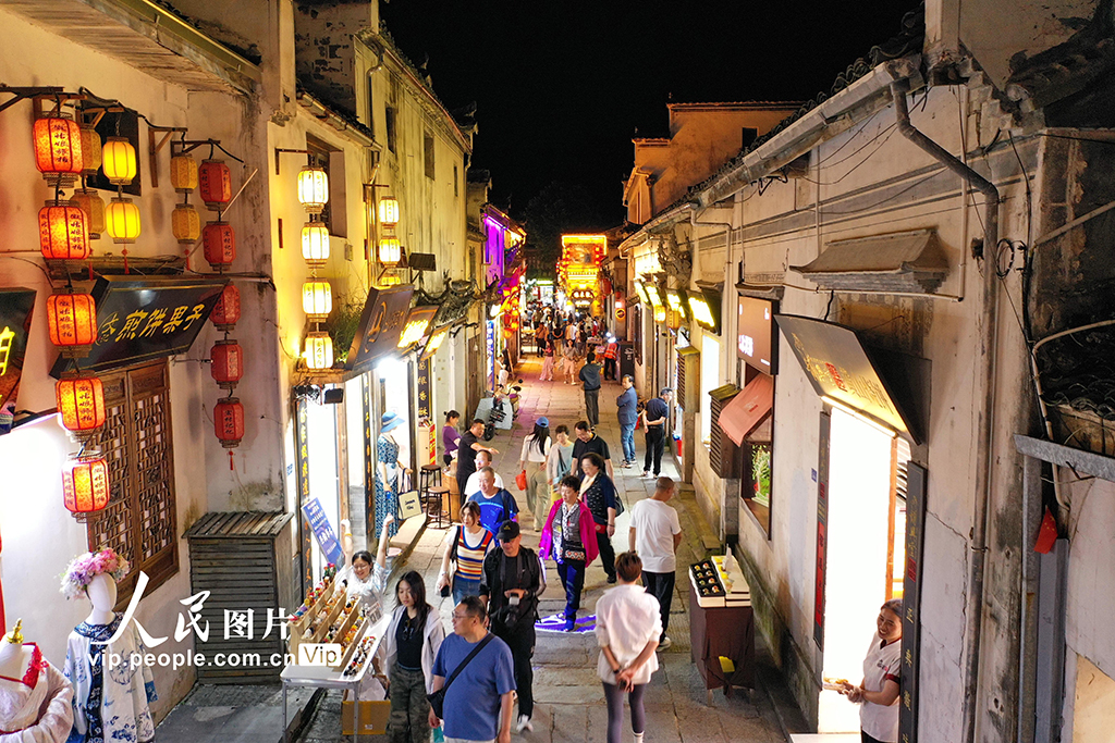 安徽黟縣：宏村夜游熱【5】