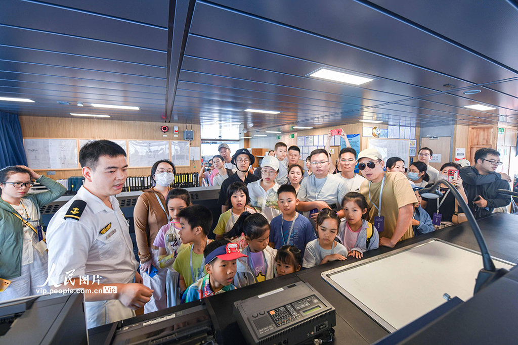 海南?？冢骸把?”號向公眾開放【7】