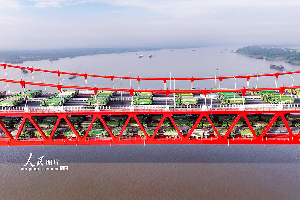 安徽銅陵:G3銅陵長江公鐵大橋主橋開展荷載試驗【4】