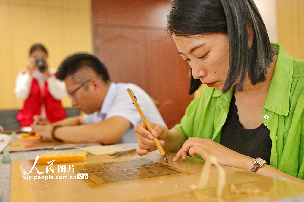 河北秦皇島:體驗古籍修復【2】