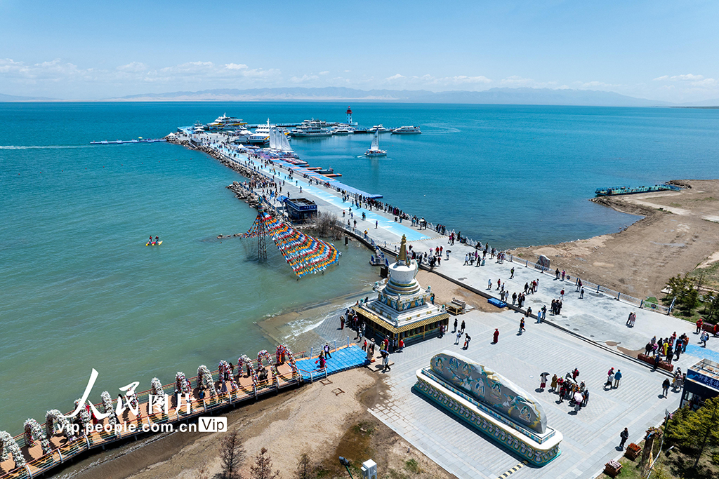 青海共和：青海湖美景引客來【6】