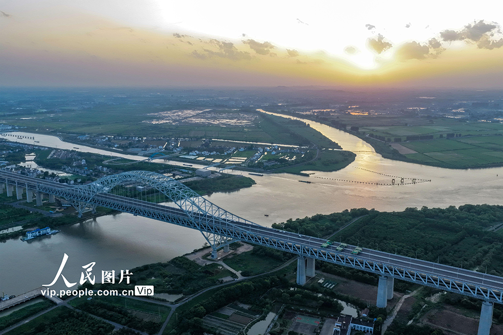 江蘇:常泰長江大橋進行靜態荷載試驗【5】