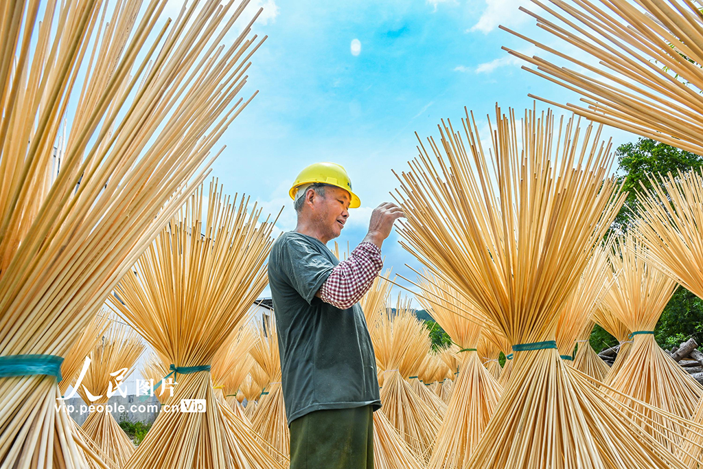 湖北英山:“以竹代塑”走出富民路【3】