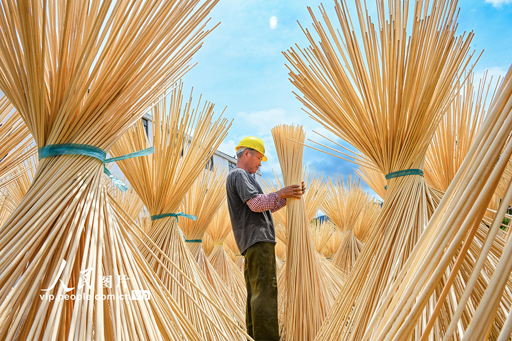 湖北英山:“以竹代塑”走出富民路【4】