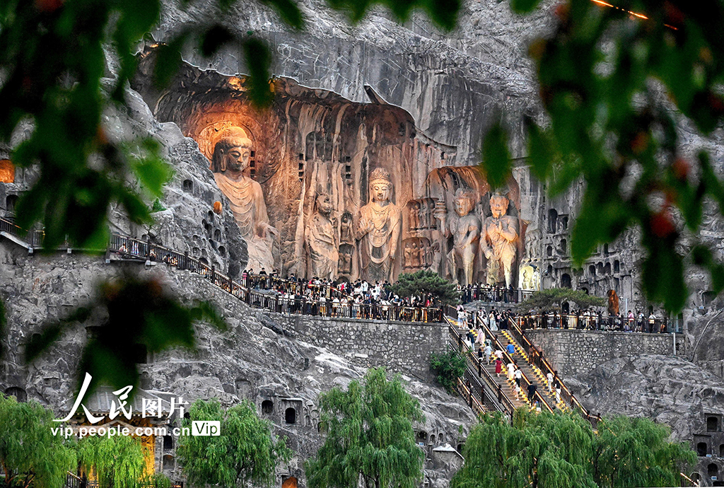 河南洛陽：夜游龍門【2】