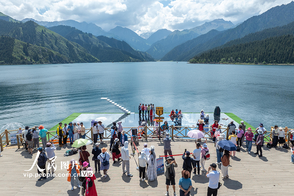 新疆阜康：夏日天池風光美【2】